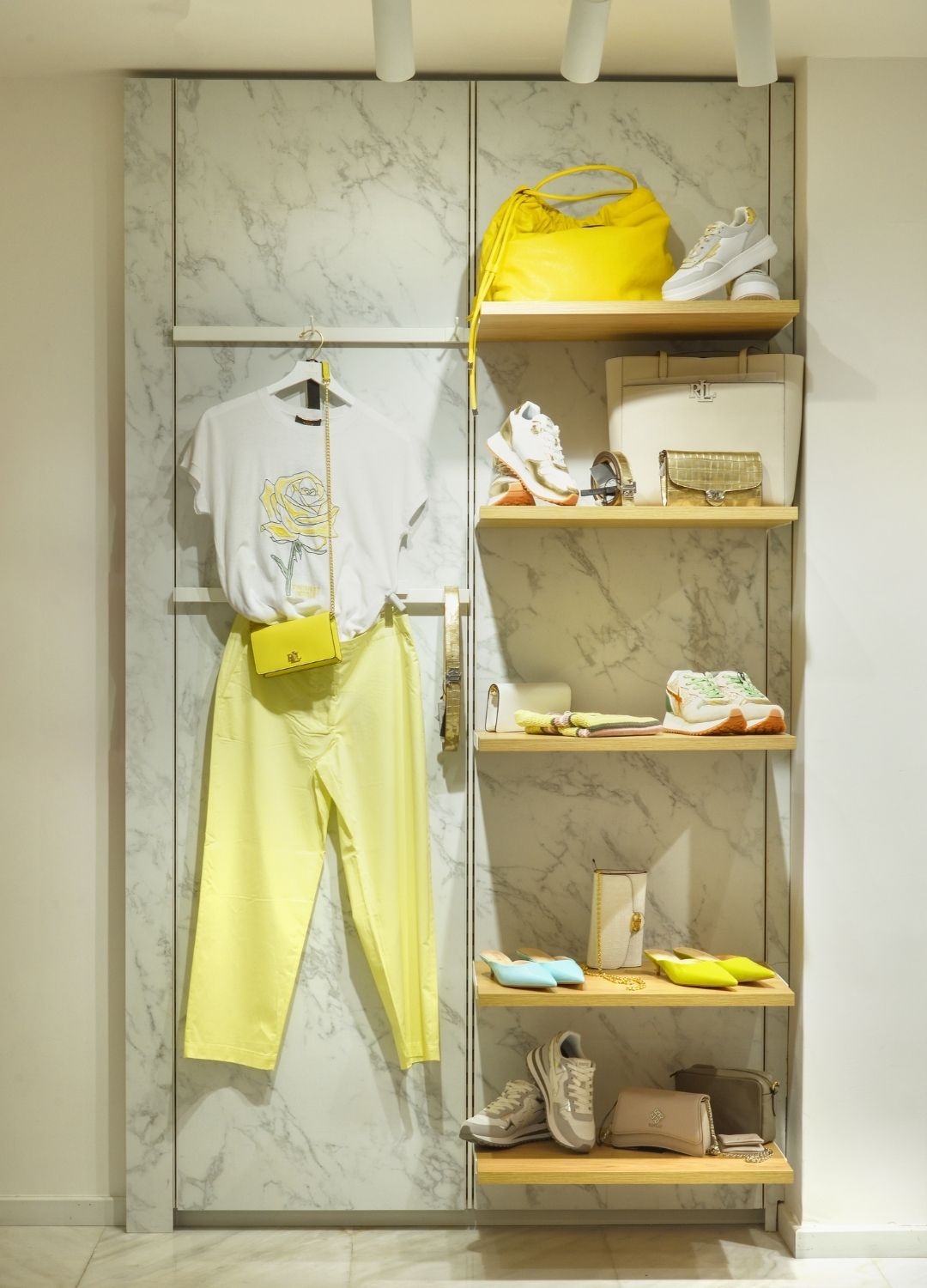 sistima-epiplosis-rafia-katastimatos