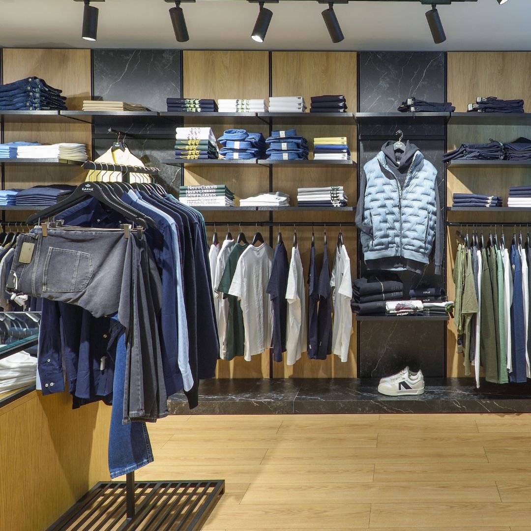 stand-kremasis-royxwn-katastima-kayak