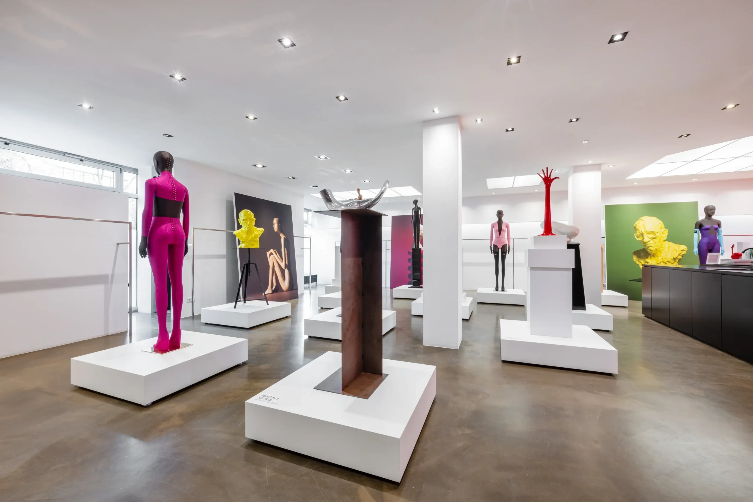 bonaveri-euroshop-2026-showroom-gallery-wide-view-scaled